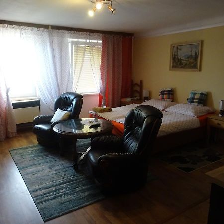 Milanna Apartament Brzecław Zewnętrze zdjęcie